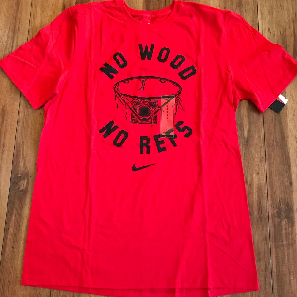 NEW MENS NIKE T SHIRT SIZE LARGE
